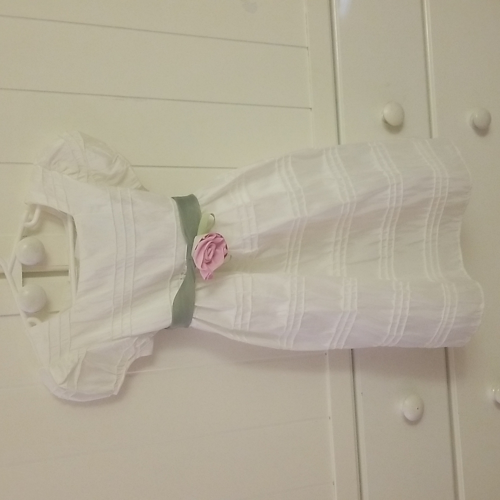 Girls dress